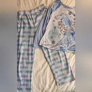 Disney Frozen Size 10/12 Girls Pajama Set